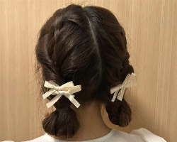 文艺感约会发型 灵气减龄双丸子头