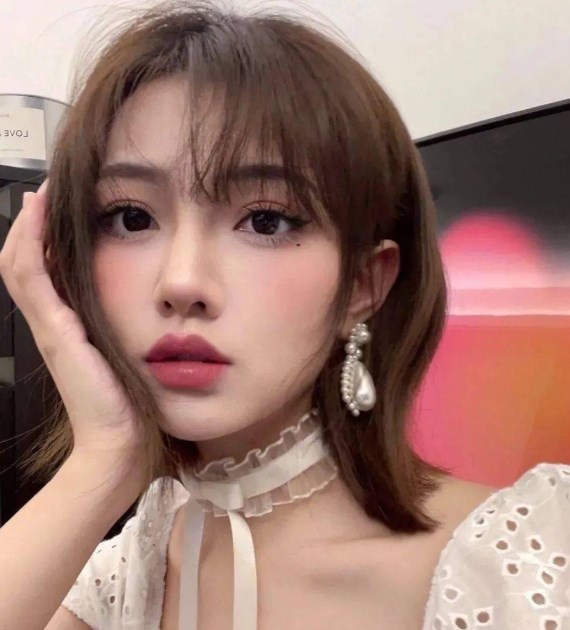 最值得剪的女生发型 中长发型百搭不脸型