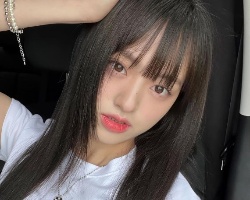 绝美长直发大盘点 时尚清新披发超迷人