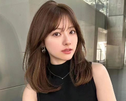 中长发梨花头内扣 温柔知性尽显淑女