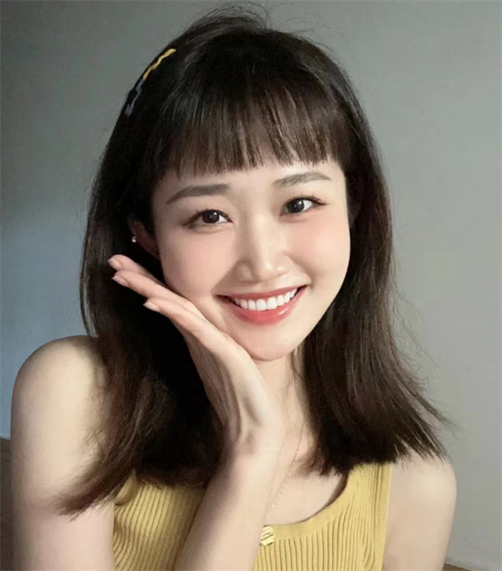 减龄修颜眉上刘海 任意脸型都适合留