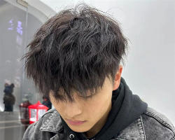 时尚男士烫发推荐 个性束状纹理烫