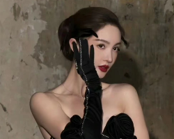 金晨复古盘发造型 高级优雅绝美迷人