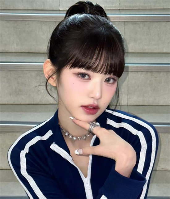 张元英齐刘海发型 塑造韩剧女主氛围