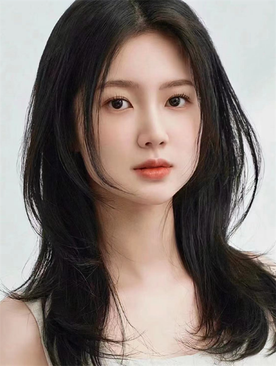 方脸女生发型指南 轻松塑造小V脸