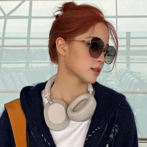 圆脸适合扎什么发型 这几款扎发简单又修颜