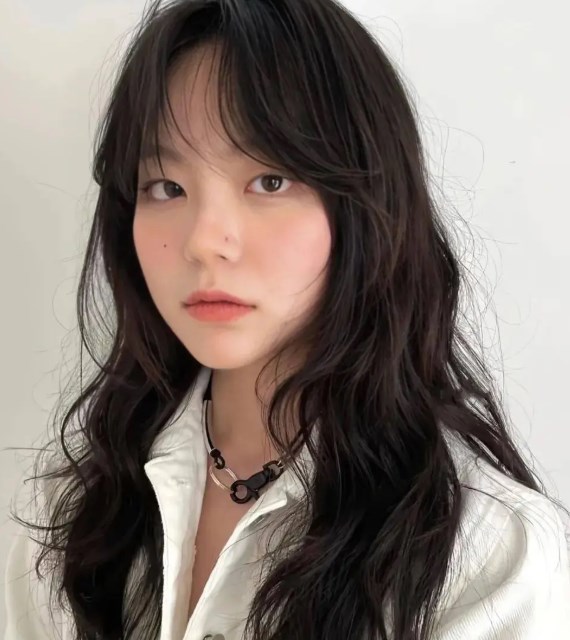 时尚蓬松长发烫发图片 跟着烫同款美出新高度