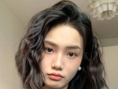 今年流行怎么烫头发 中短蛋卷头人气最高
