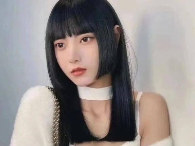最火的直发发型推荐 直发公主切超显气质