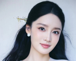 李沁公主头半扎发 夏季度假风造型