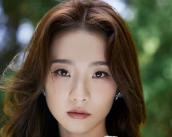 大长腿女生发型参考 张艺凡同款发型推荐