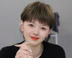 夏季清爽挂耳短发 尽显利落干练感