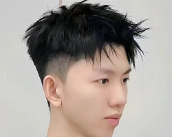 男生清爽前刺短发 完美提升时尚气质