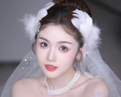 高颅顶新娘发型 减龄不失少女感