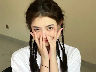 甜酷拳击辫教程 简单清爽时髦无比