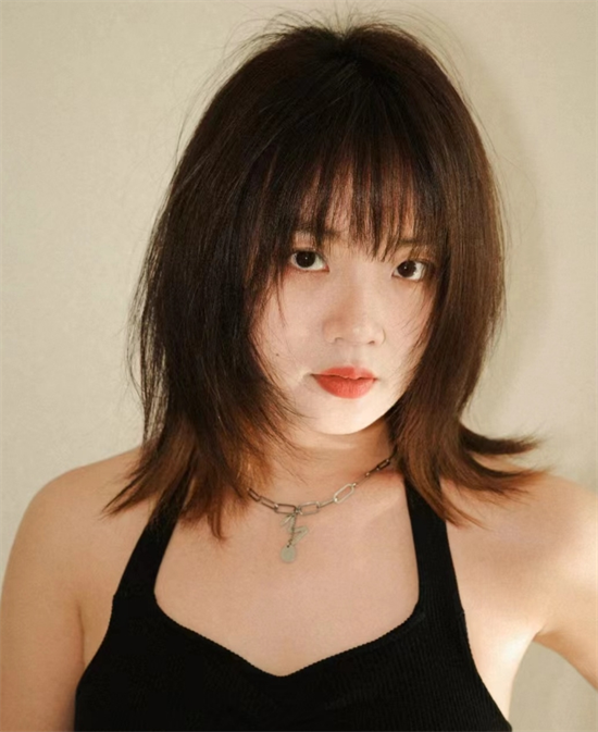 圆脸女生发型范本 任意一款都显瘦