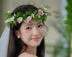 甜美鲜花新娘发型 款款自带减龄效果
