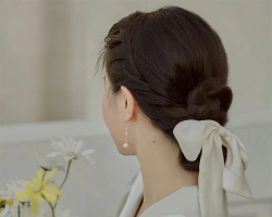 慵懒清爽感盘发 三分钟美美出门