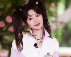 毛晓彤y2k双马尾 甜酷减龄巨好看