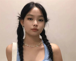 毽子双马尾辫 甜酷吸睛又迷人