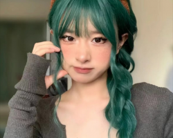 女生人气染发范本 高级个性北极星绿